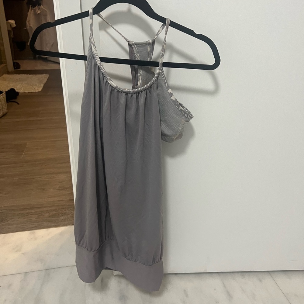 Lululemon loose tank top with built in bra